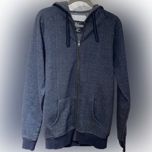 Men’s x large zip up sweater with hood. new with tags